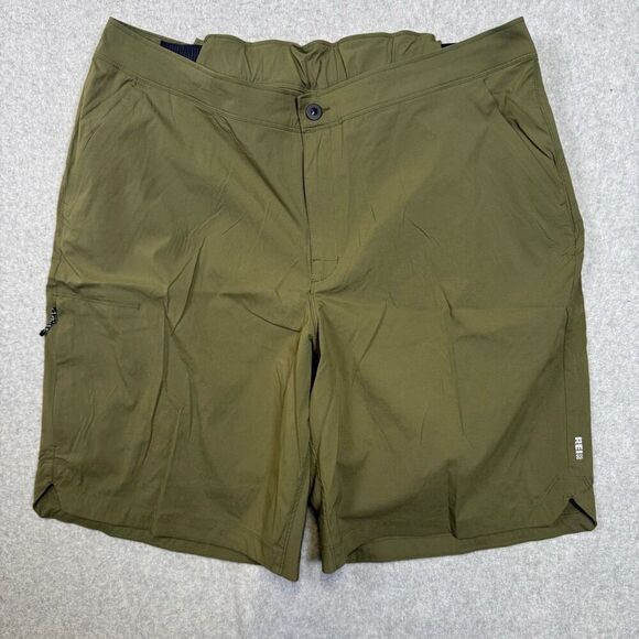 REI Co Op Mens Size 1X Outdoor Athletic Nylon Cargo Shorts Olive Green NWT - Picture 1 of 9